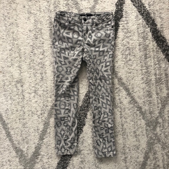 3/$30 Black & Gray Patterned Joe’s Jeans Size 6X - Picture 1 of 7